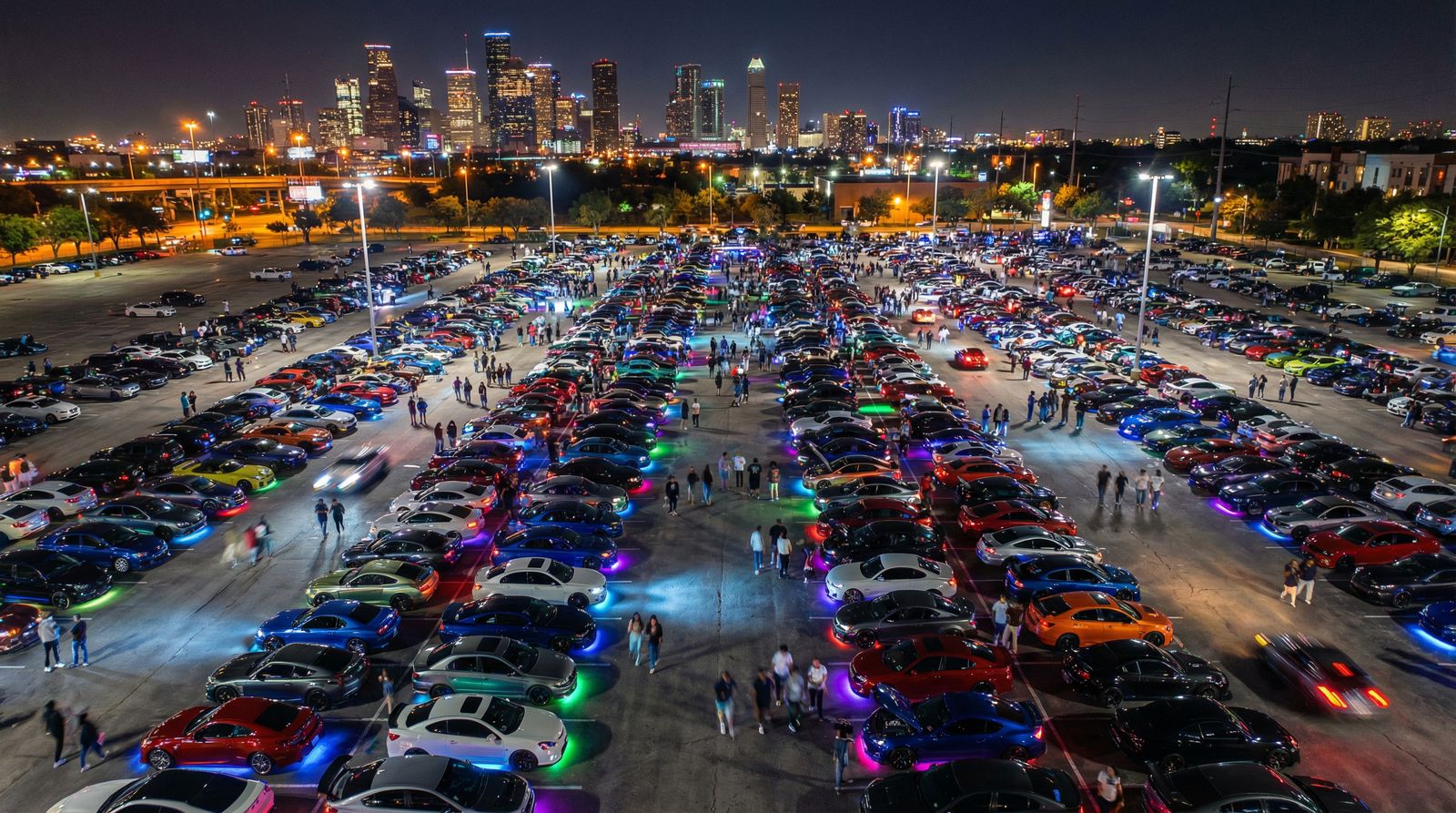 海角社区梦想与远方汽车视频展示